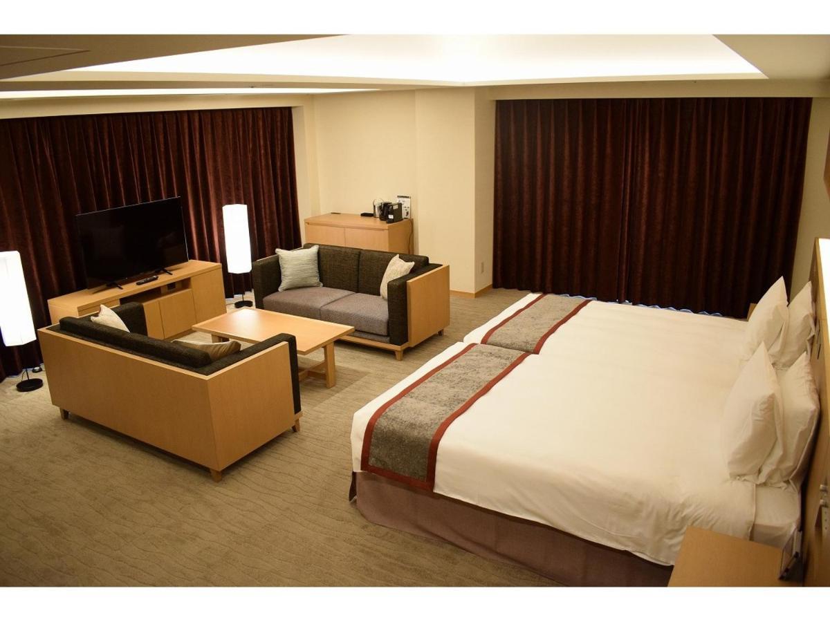 East Side Kaie 4*