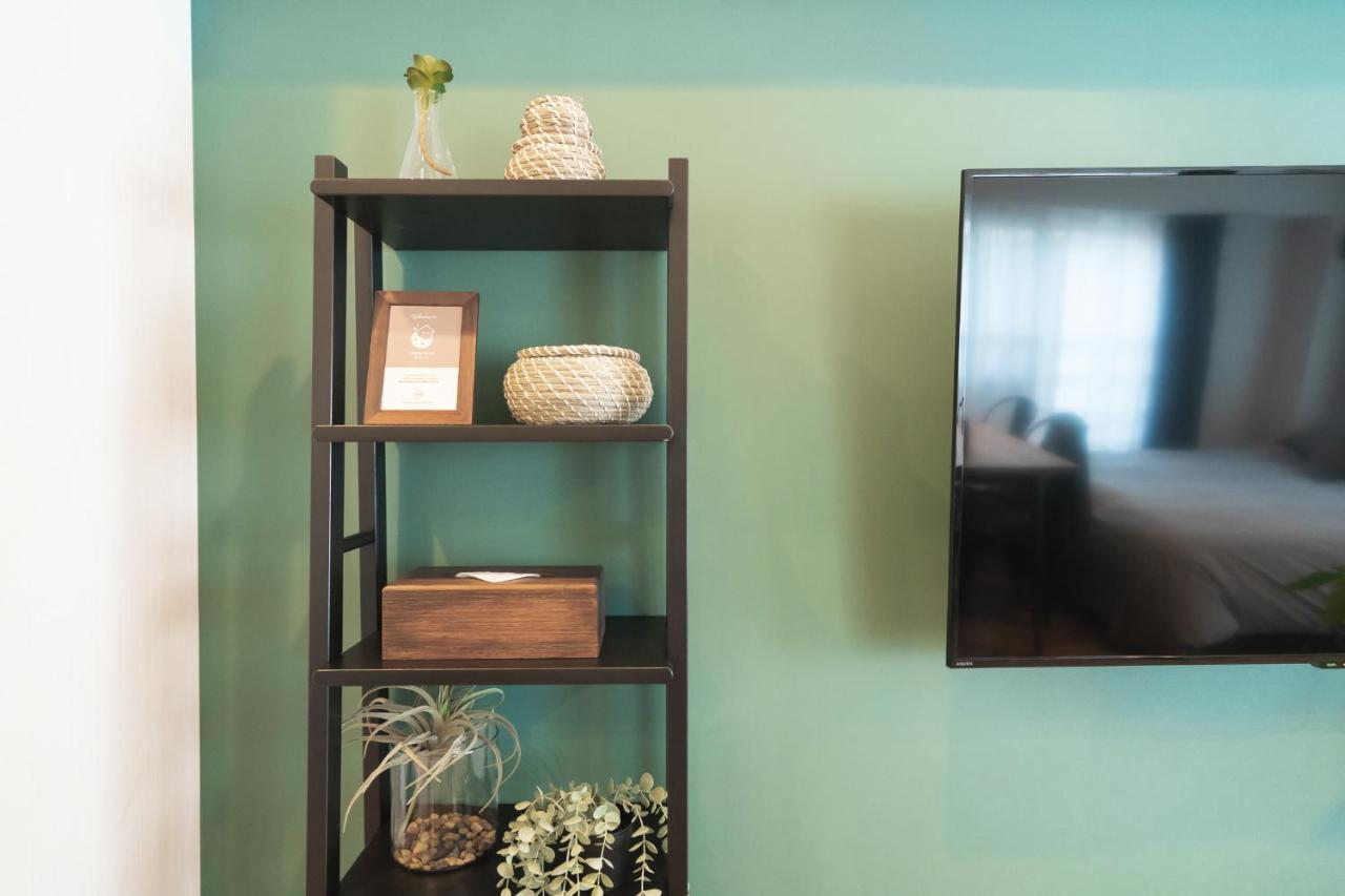 Hideout Apartment *