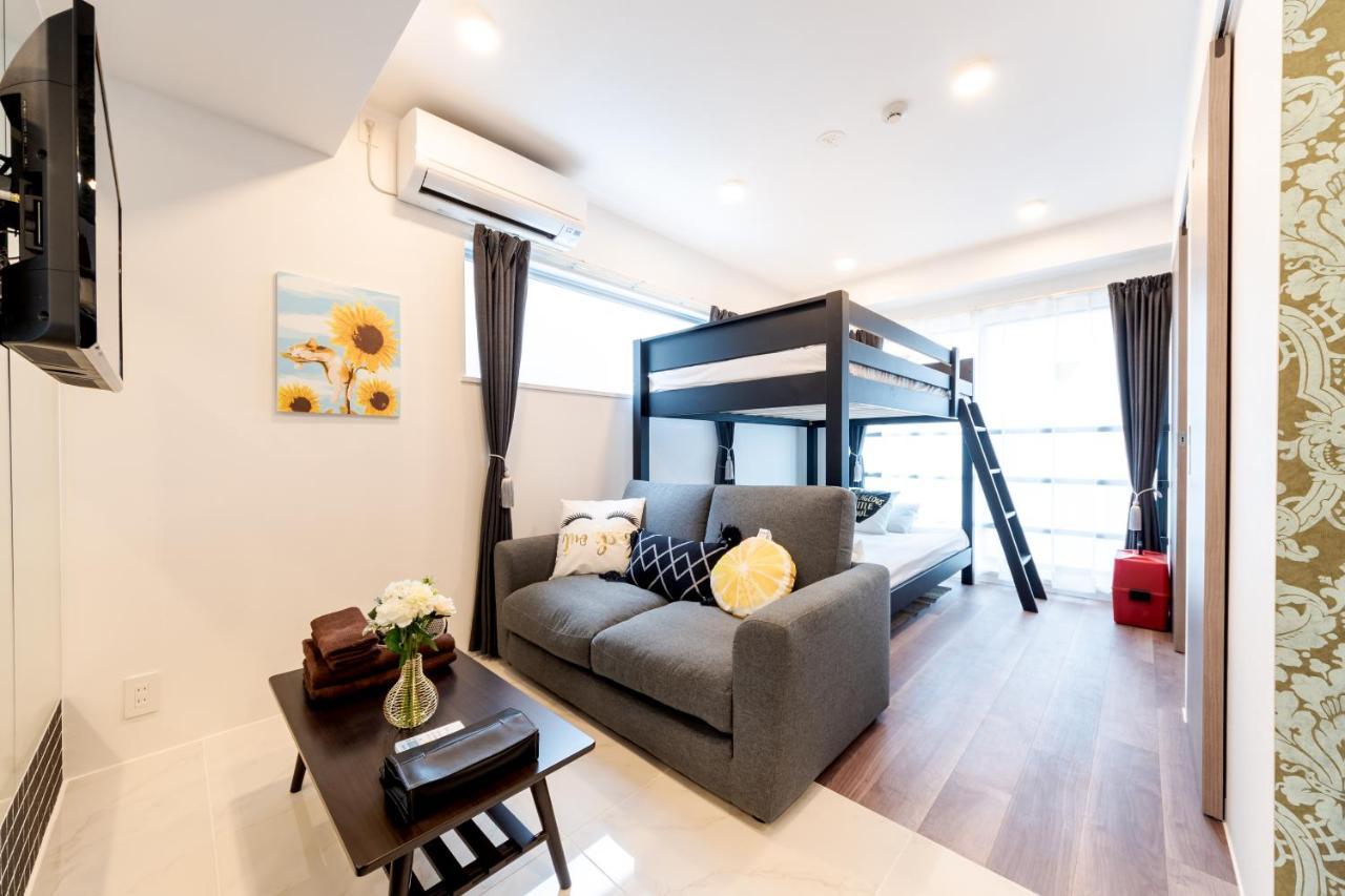 Space F Yoyogi Apartment *
