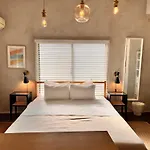 846 Apartment