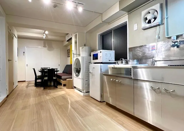 Love Ikebukuro 山手線池袋駅 徒歩6分 東池袋駅徒歩3分 2~5人 エレベーター Wifi 新宿/渋谷/銀座/築地/浅草/原宿近い！