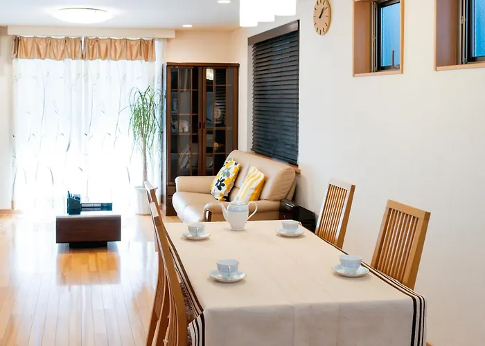 Higashi Shinjuku Modern House