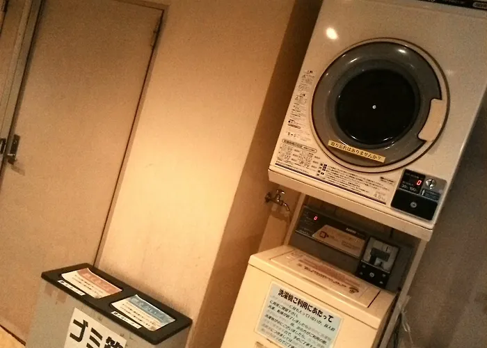 Capsule Land Yushima - Caters To Men