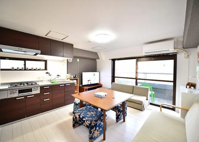 901 Three Bedrooms Large Apt At Jr Shinjuku Station新宿二丁目