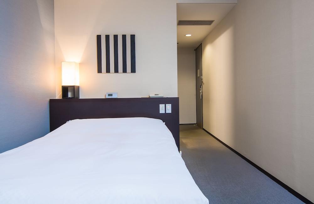 Hotel Strix 4*