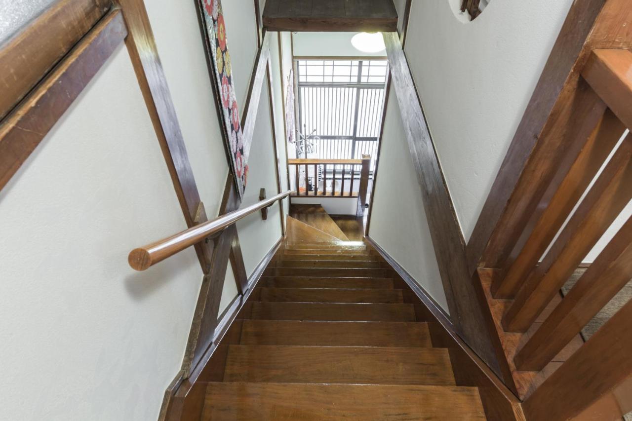 Samurai House - Large Family House, West Shinjuku *
