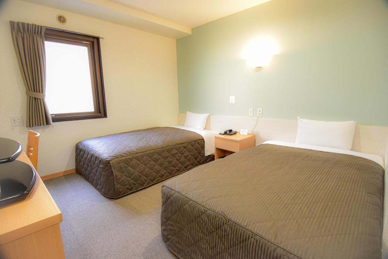 Hotel Kamata Social