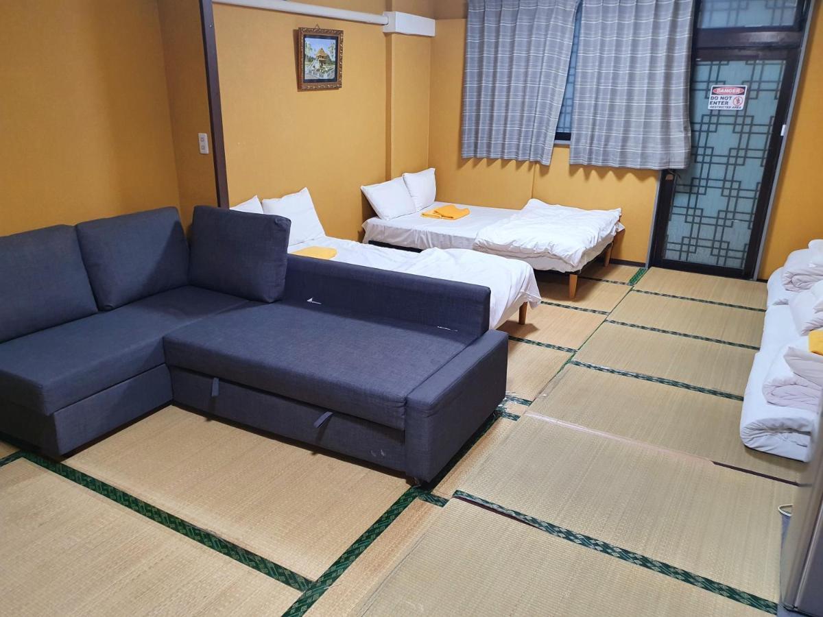 Shinjuku Sky Capsule hotel *