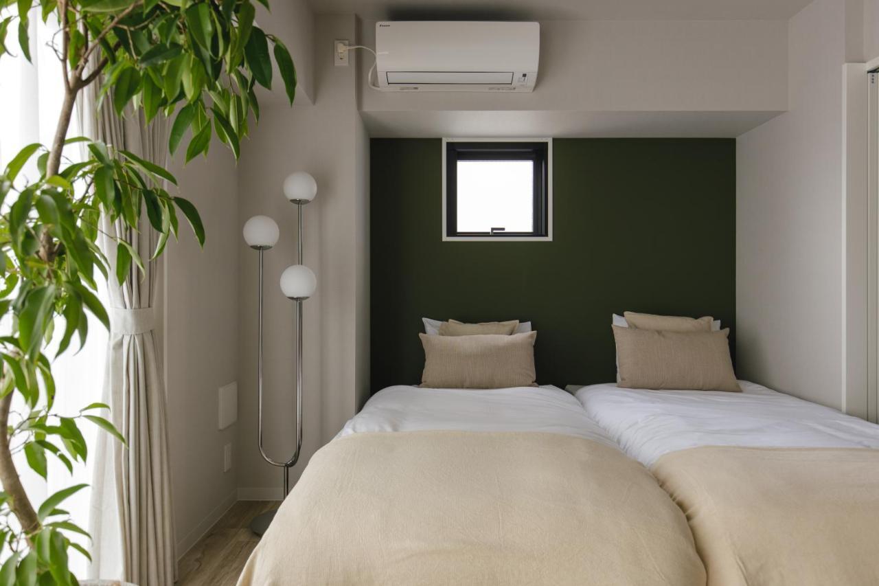 Three Aparthotel