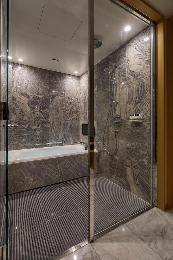 Hotel The Kitano 5*