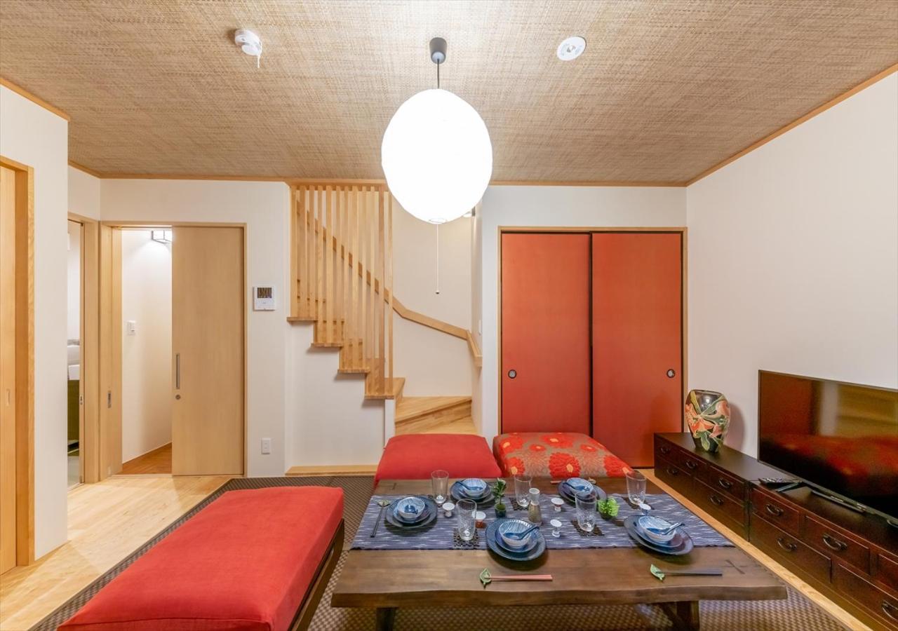 Yadoya Yanagitori East