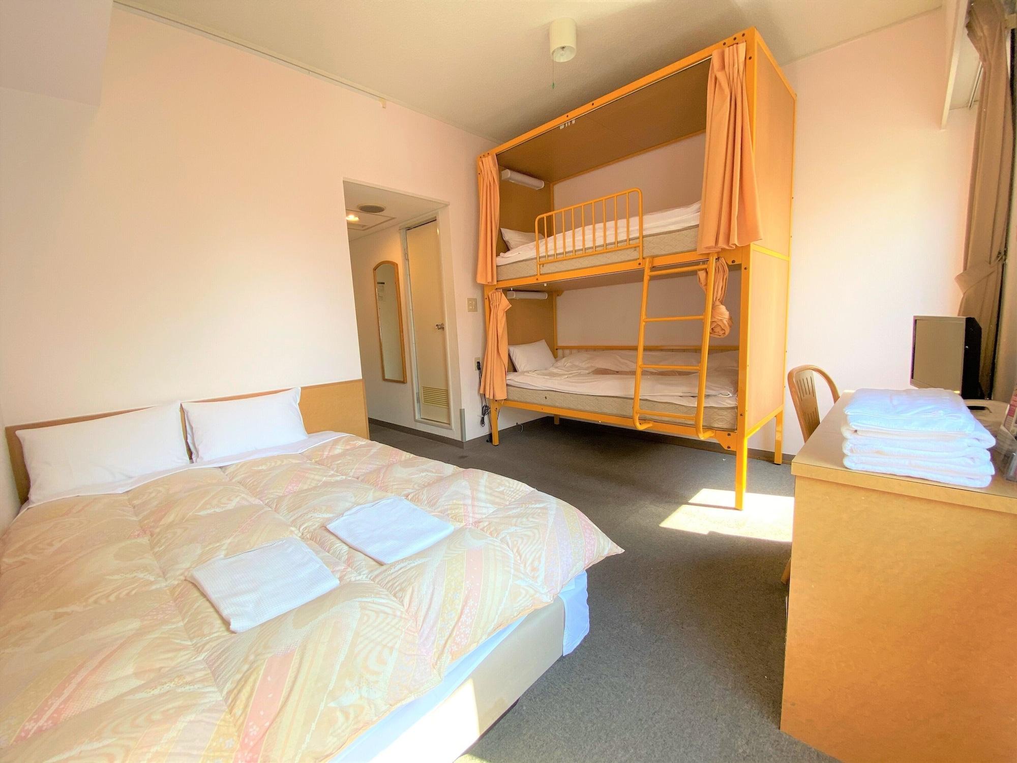Sakura Ikebukuro Hostel *
