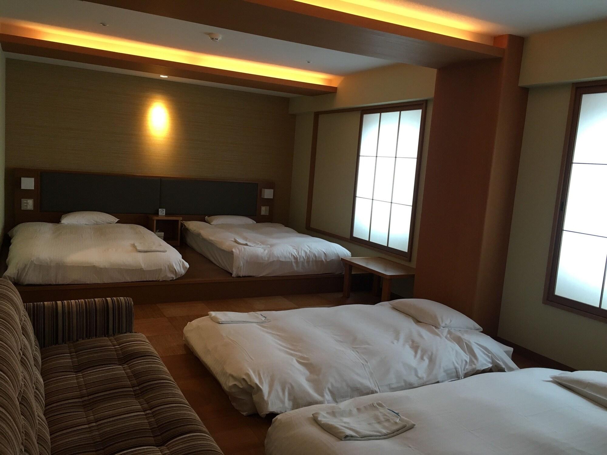 Pearl Ryogoku 3*
