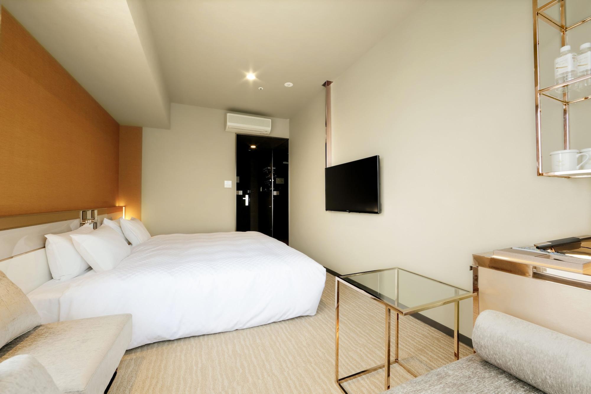 Candeo Roppongi 4*