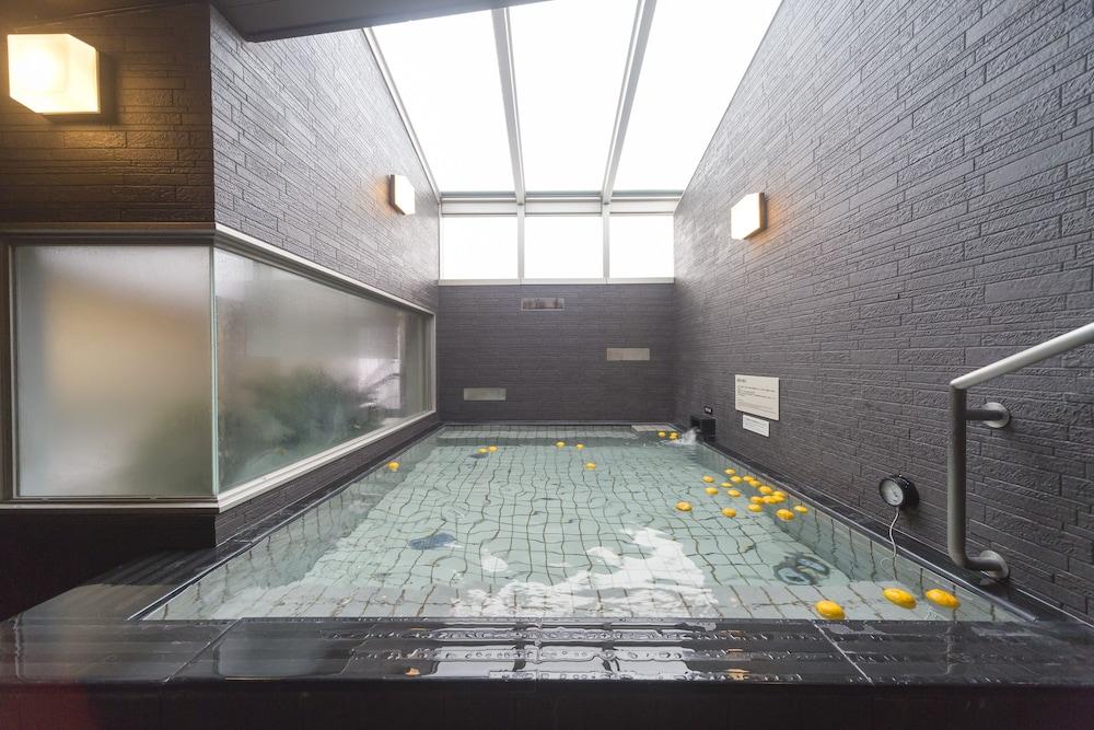 Dormy Premium Shibuya-jingumae Hotel 3*
