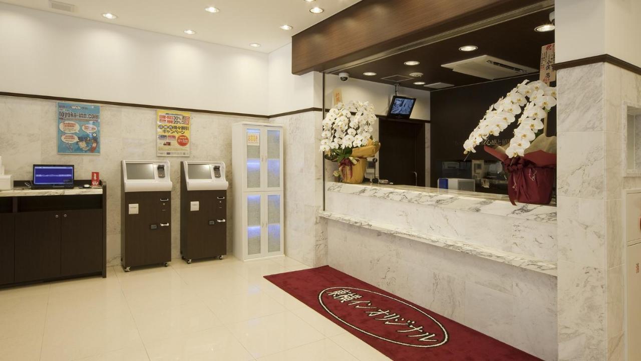 Toyoko Ueno Tawaramachi Eki Hotel 3*