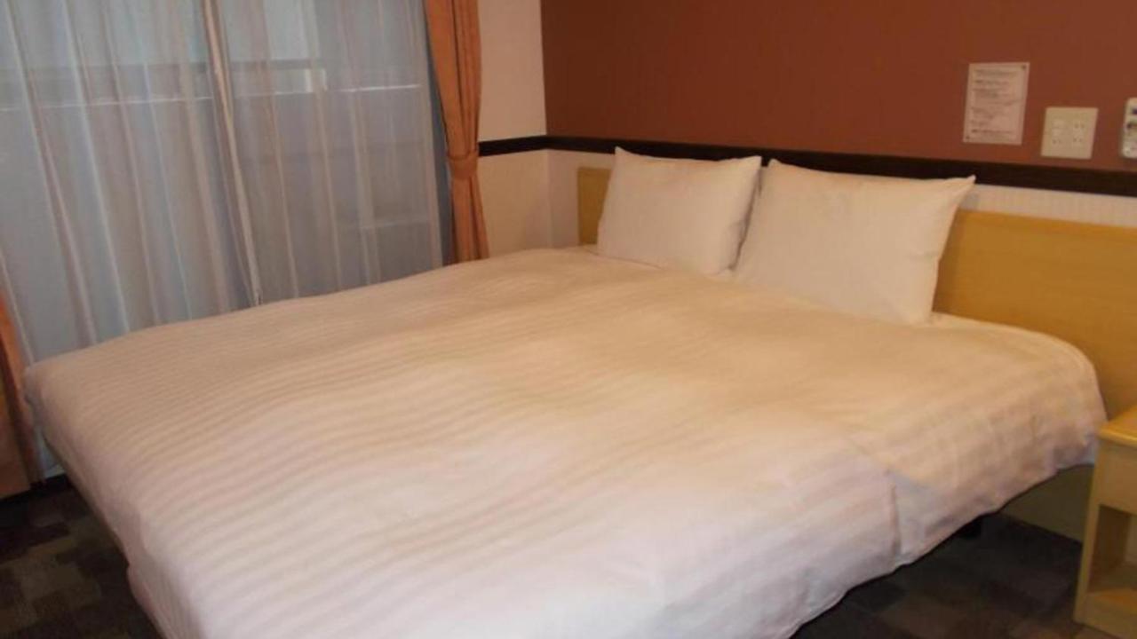 Toyoko Asakusa Senzoku Tsukuba Express Hotel