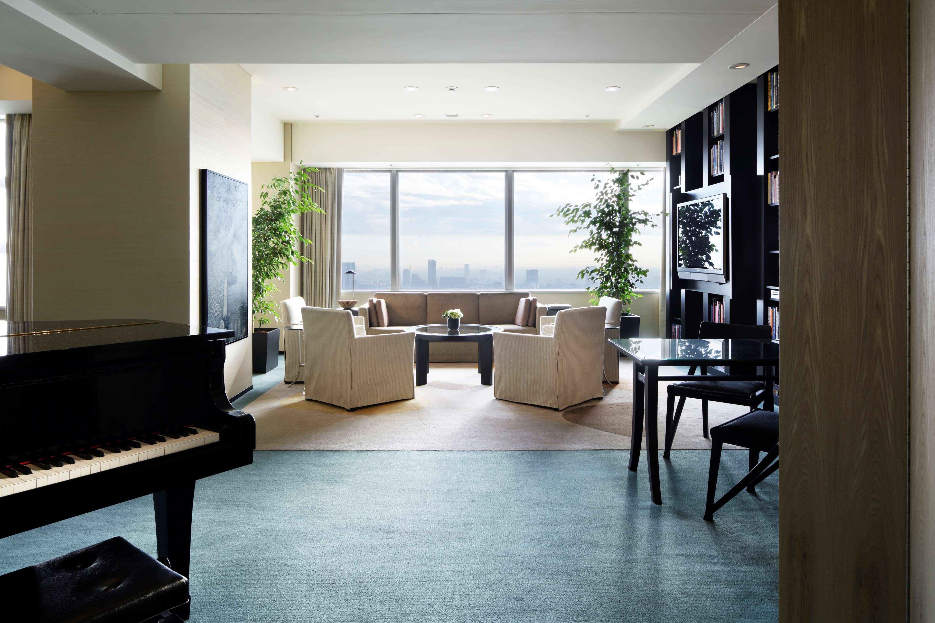 Park Hyatt Hotel 5*