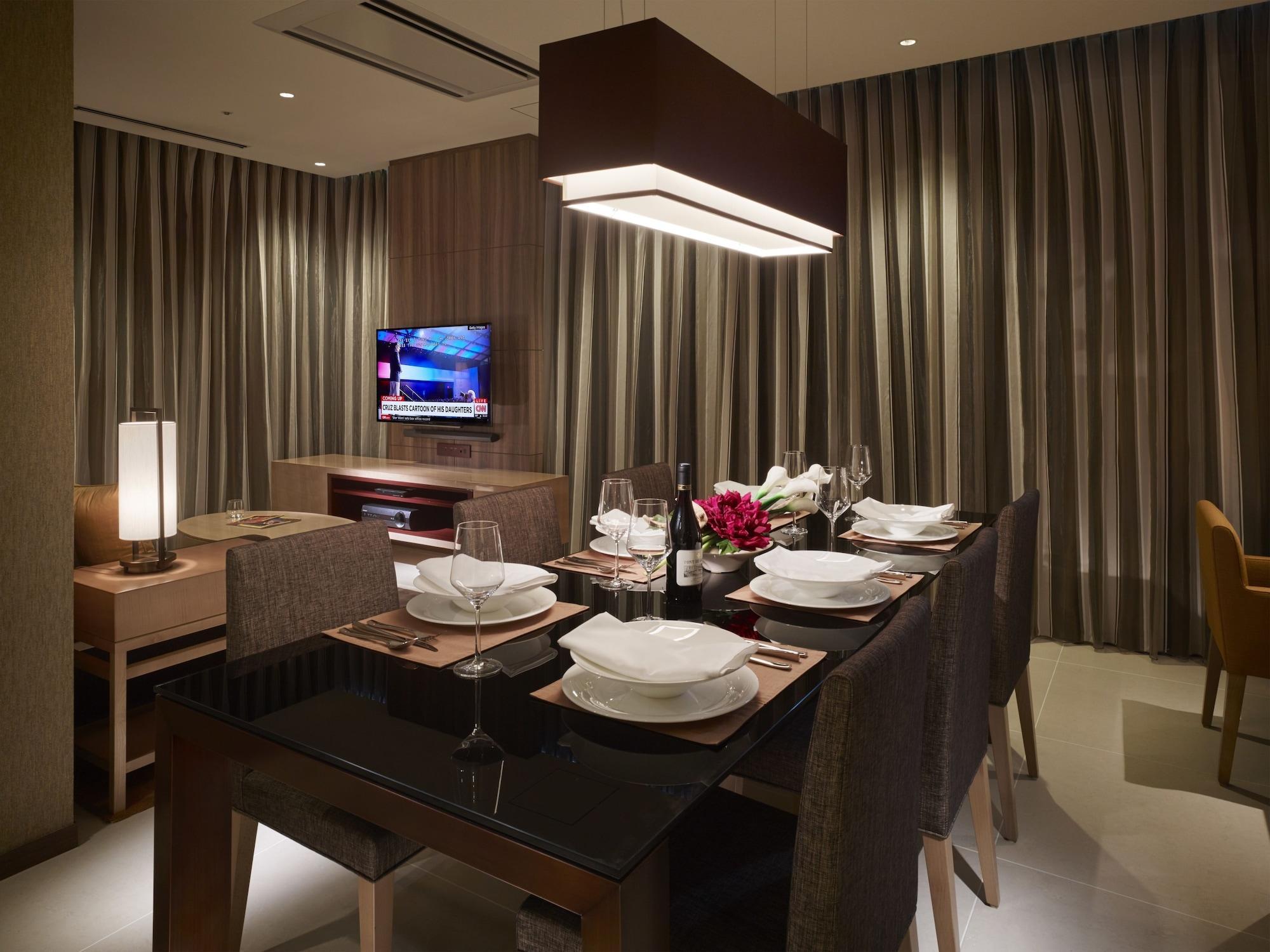 Oakwood Premier Hotel