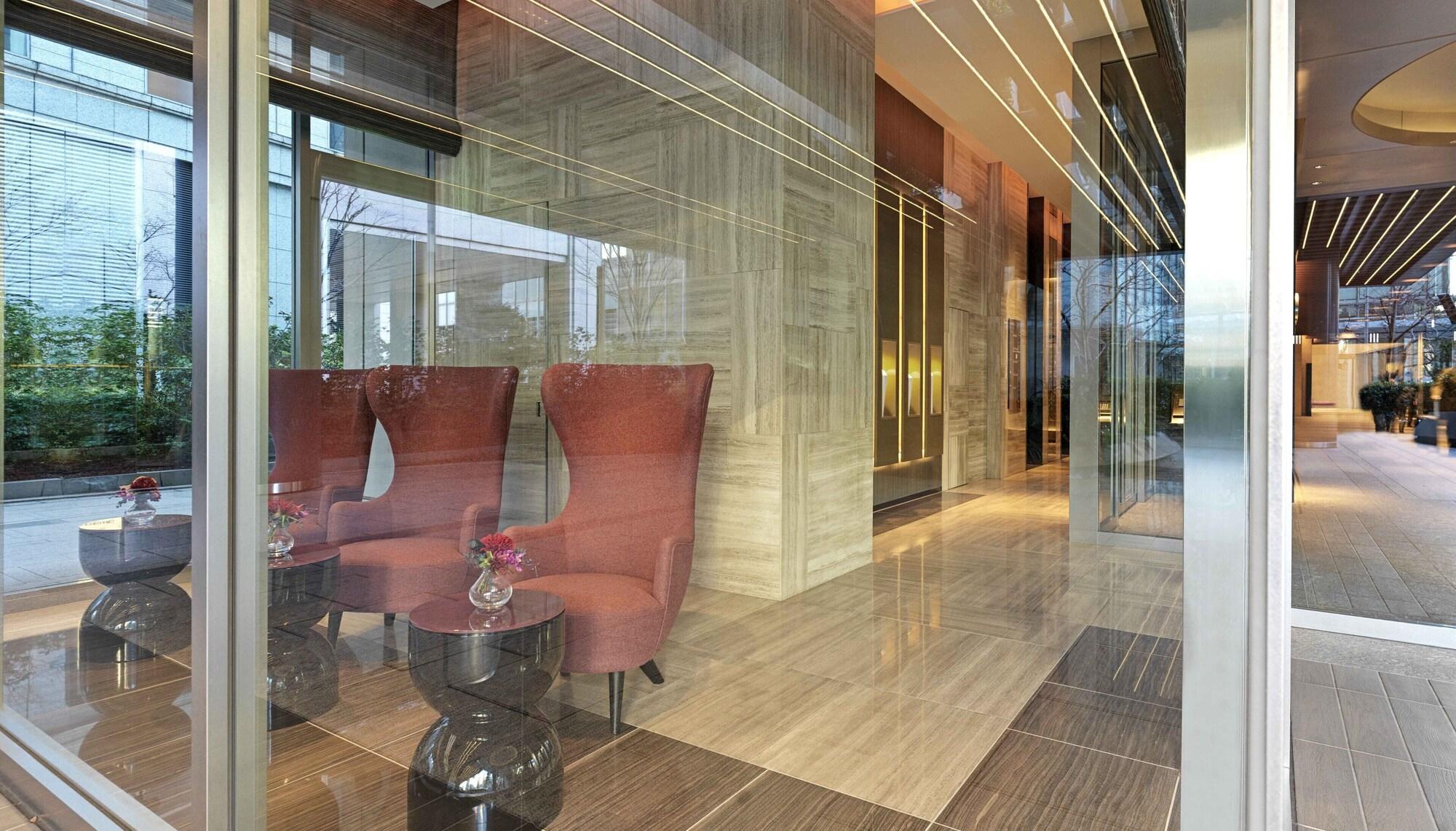 Hotel Oakwood Premier