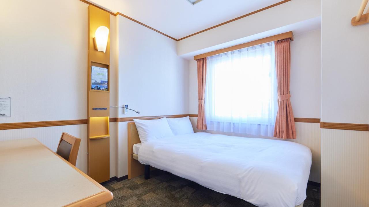 Toyoko Eki Yaesu Kita Guchi Hotel