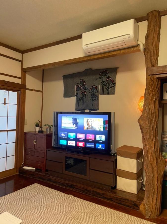 Samurai House - Large Family House, West Shinjuku Holiday home