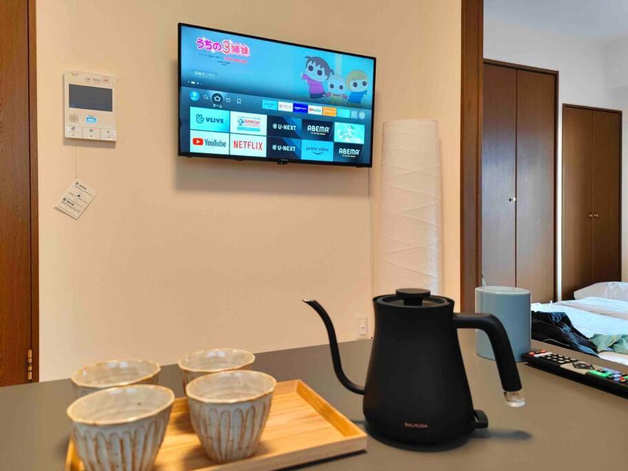 Apartment 浅草寺3分｜浅草寺駅6分｜畳寝室｜最大2~6人｜ベランダスカイツリー！空港直通！ *