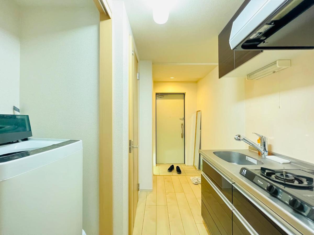 Apartment Nishishinjuku 902