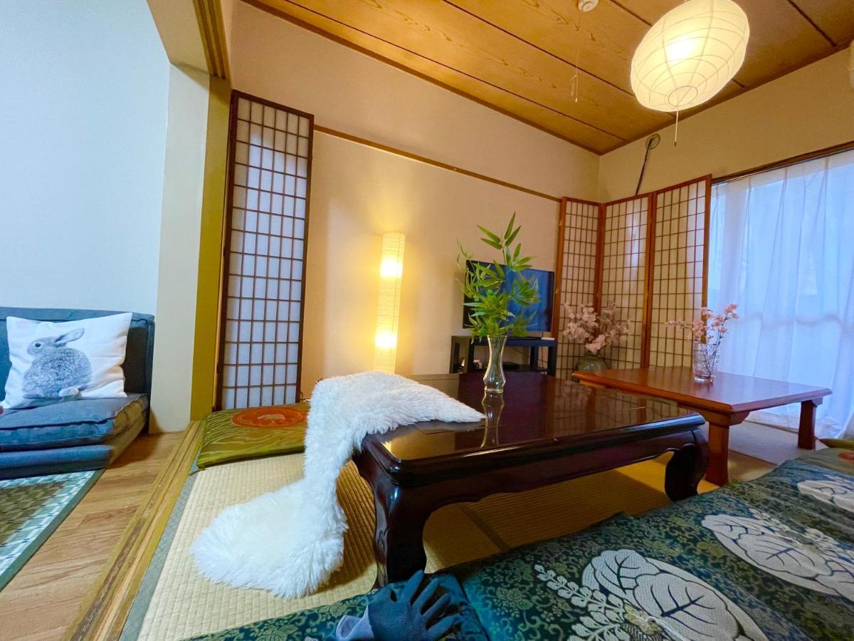 新宿新大久保駅日本和の宿 Apartment