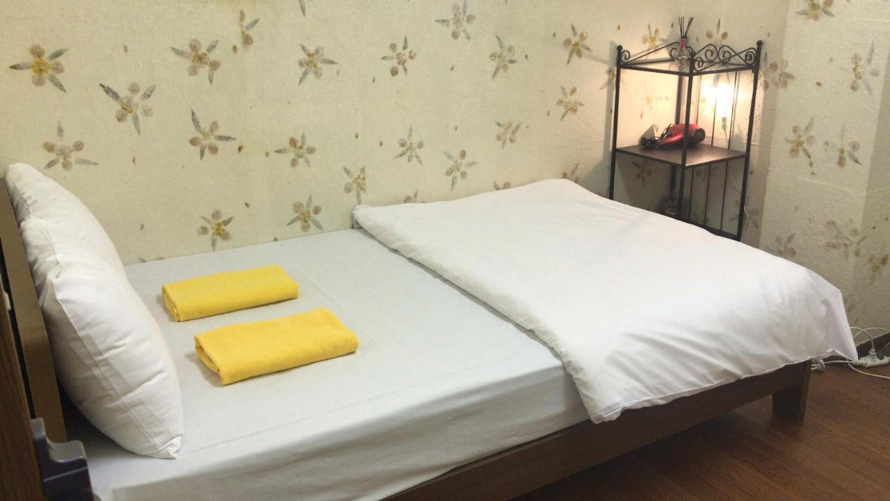 Shinjuku Sky Capsule hotel Tokyo