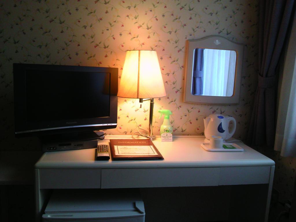 Bougainvillea Shinjuku 3*