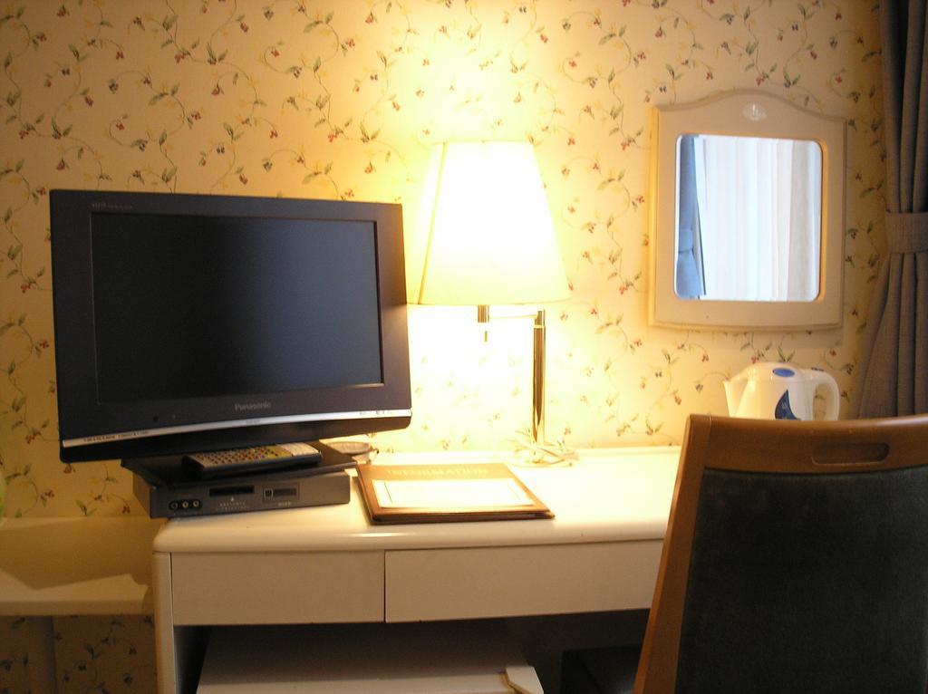 Bougainvillea Shinjuku 3*
