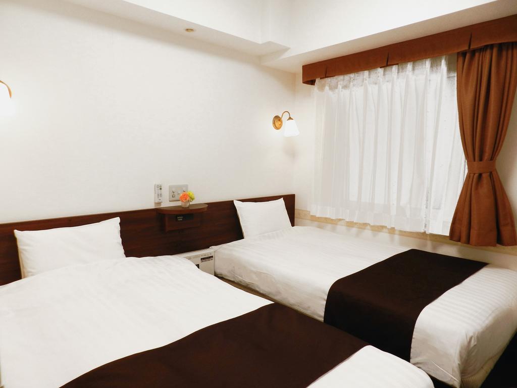 Hotel Check In Shimbashi Tokyo