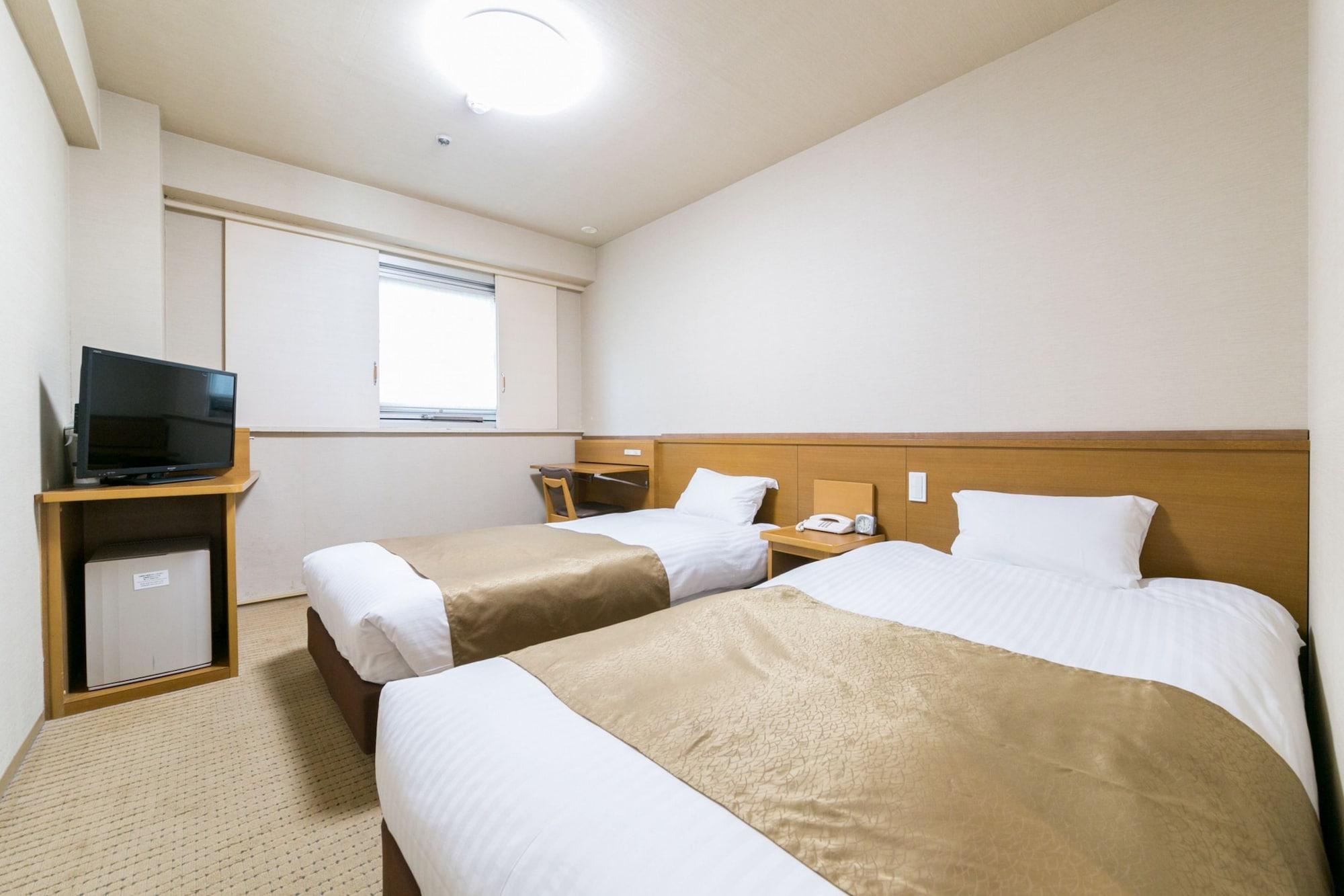 Pearl Ryogoku Hotel 3*
