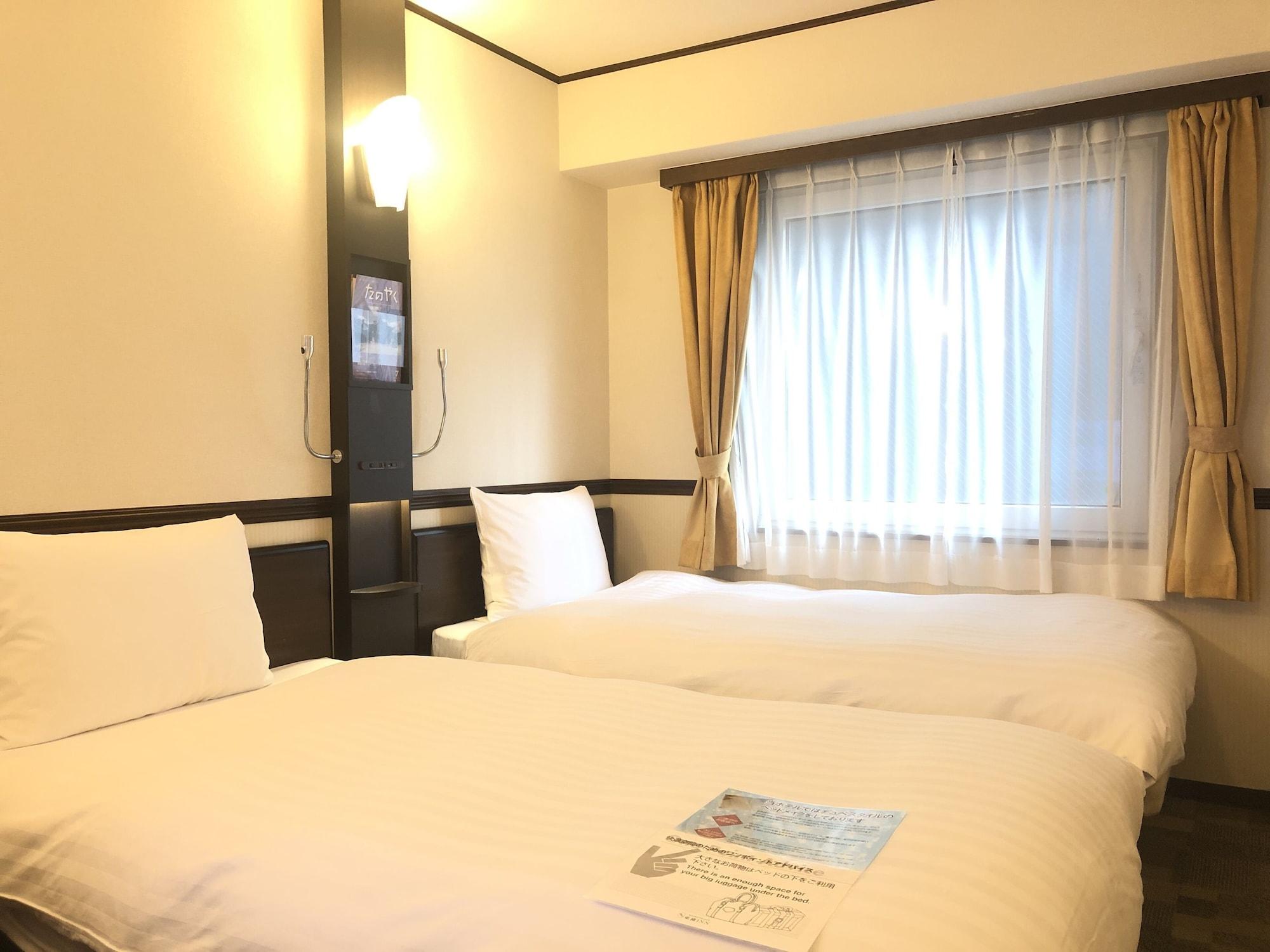 Toyoko Ueno Tawaramachi Eki Hotel