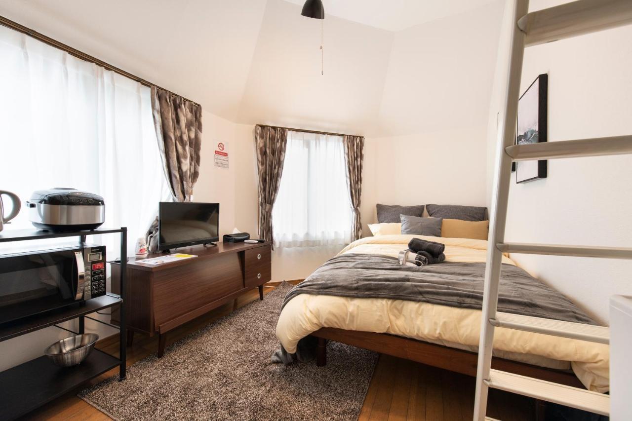 Toho Building Apartment