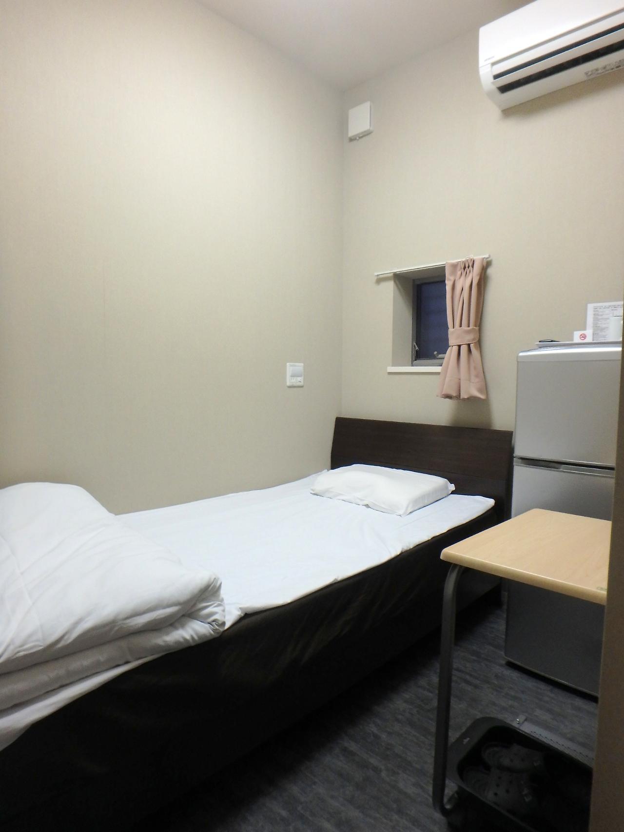 Economy Hoteiya Hotel *
