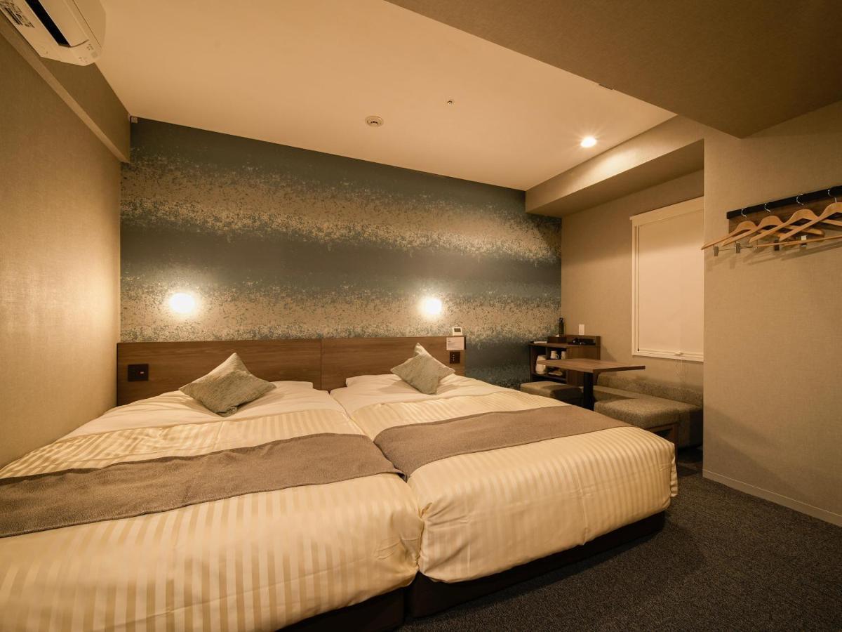Super Premier Ikebukuro Natural Hot Spring Hotel 3*