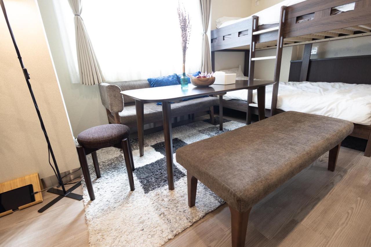 Designer's Cozy Kyodo Haven * Tokyo