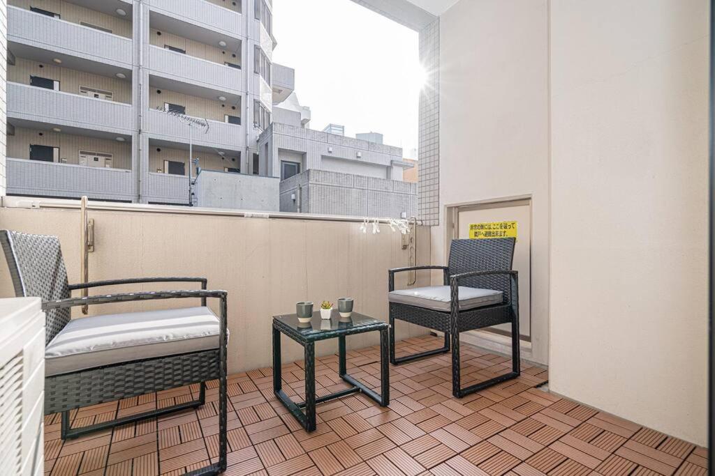 新宿区歌舞伎町舒适露台房源徒步3分钟地铁站 *