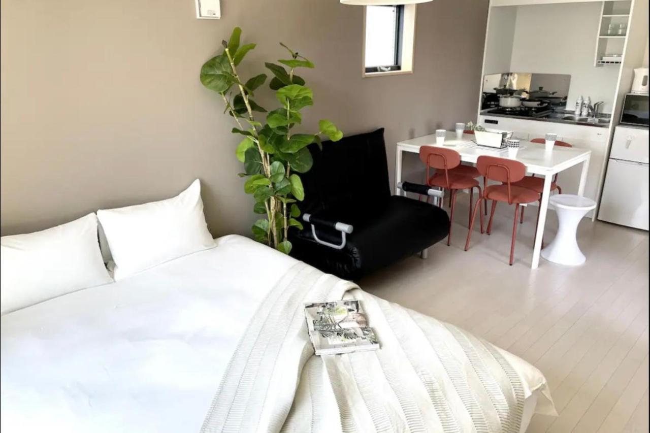 Spectacular Located In Ikebukuro Toshima, Japan Apartment
