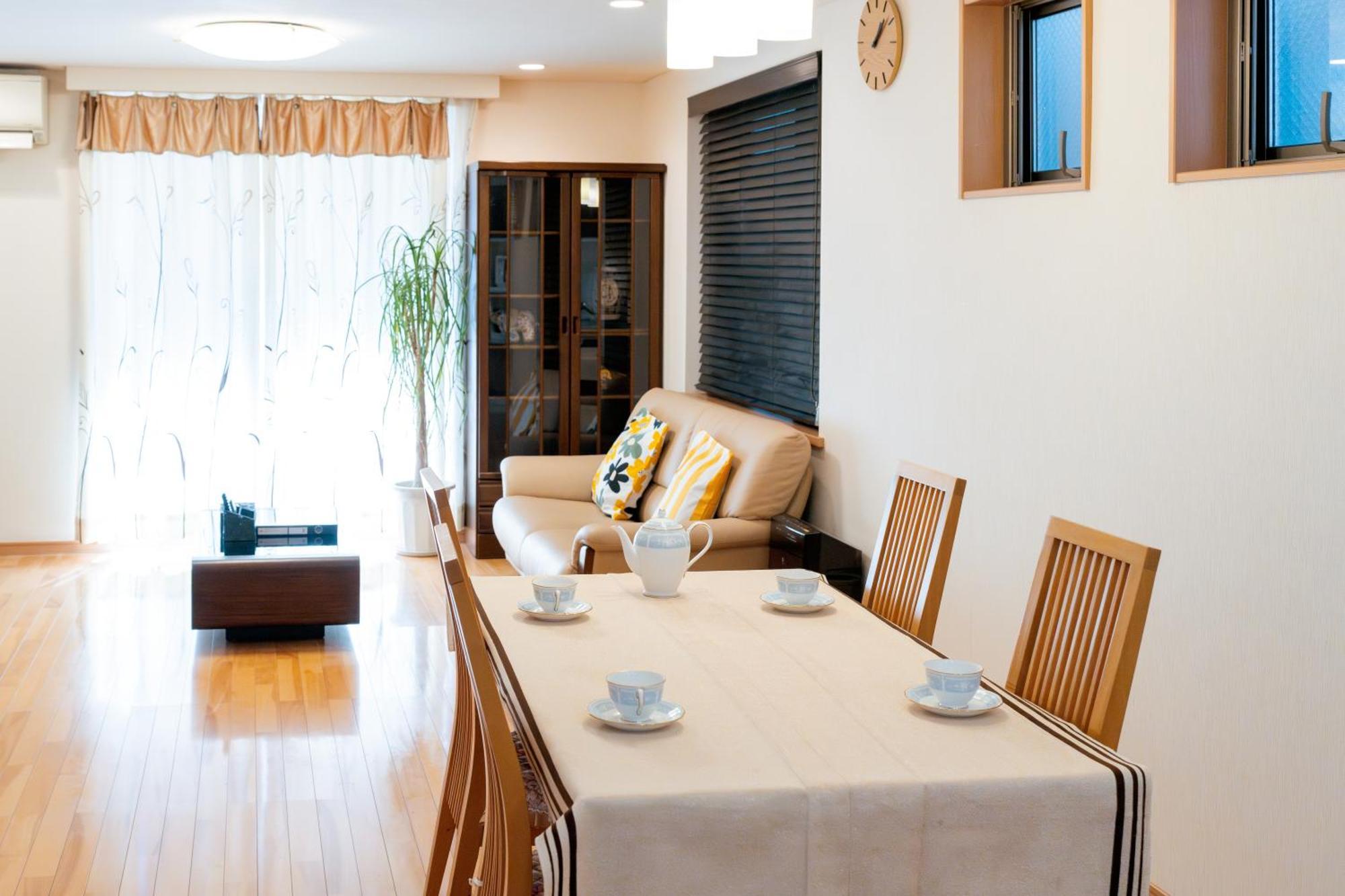 Higashi Shinjuku Modern House *