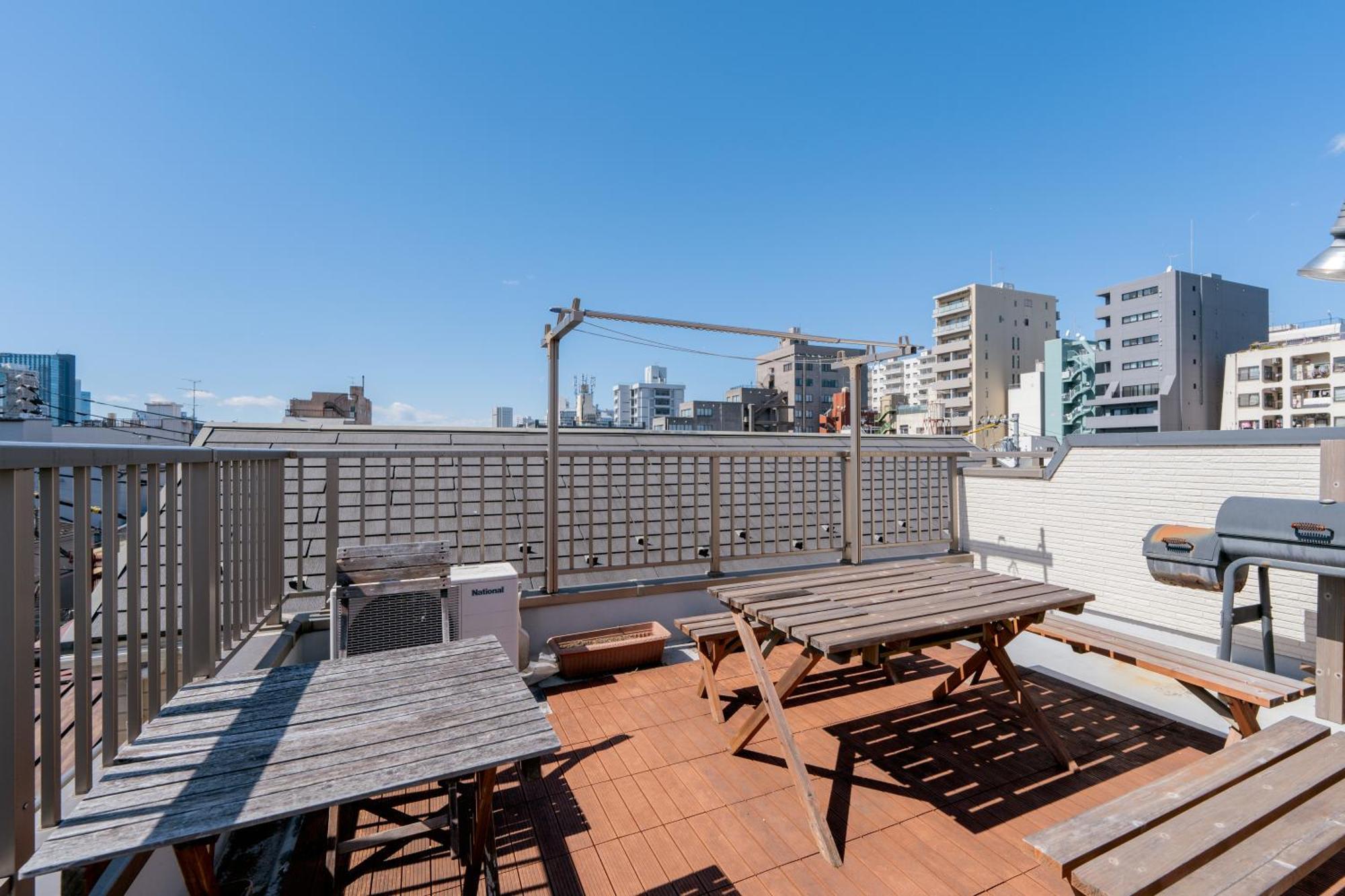 Villa Higashi Shinjuku Modern House