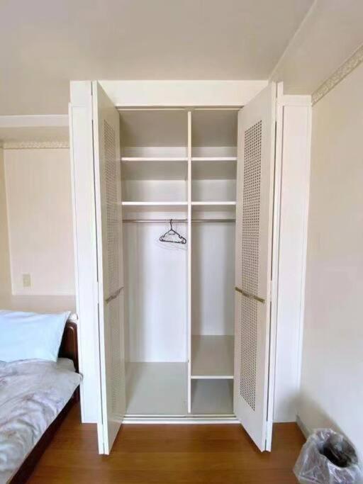 Apartment 【303】舒适单间*11月限定sale！收纳空间/电视/浴缸/电梯；近吉原/三之轮/秋叶原 Tokyo