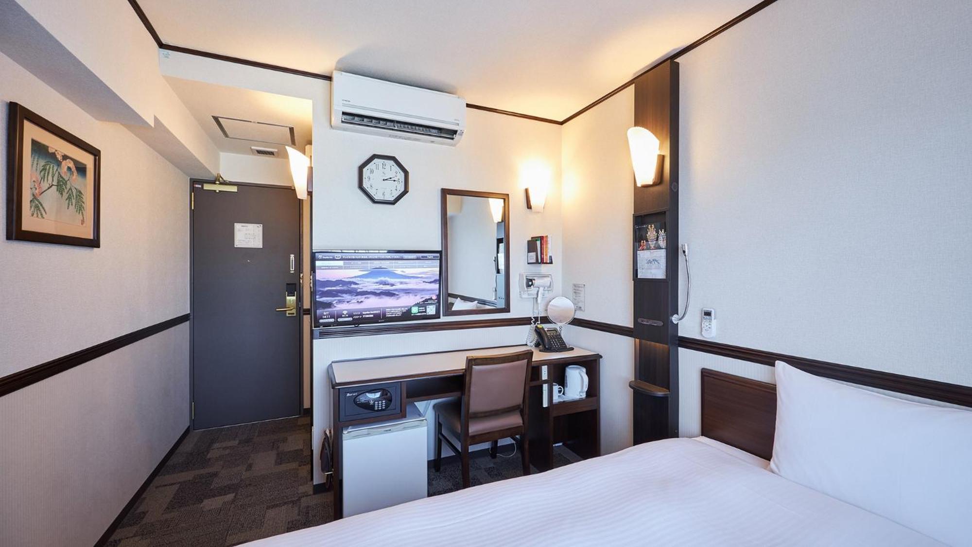 Hotel Toyoko Ueno Tawaramachi Eki 3*