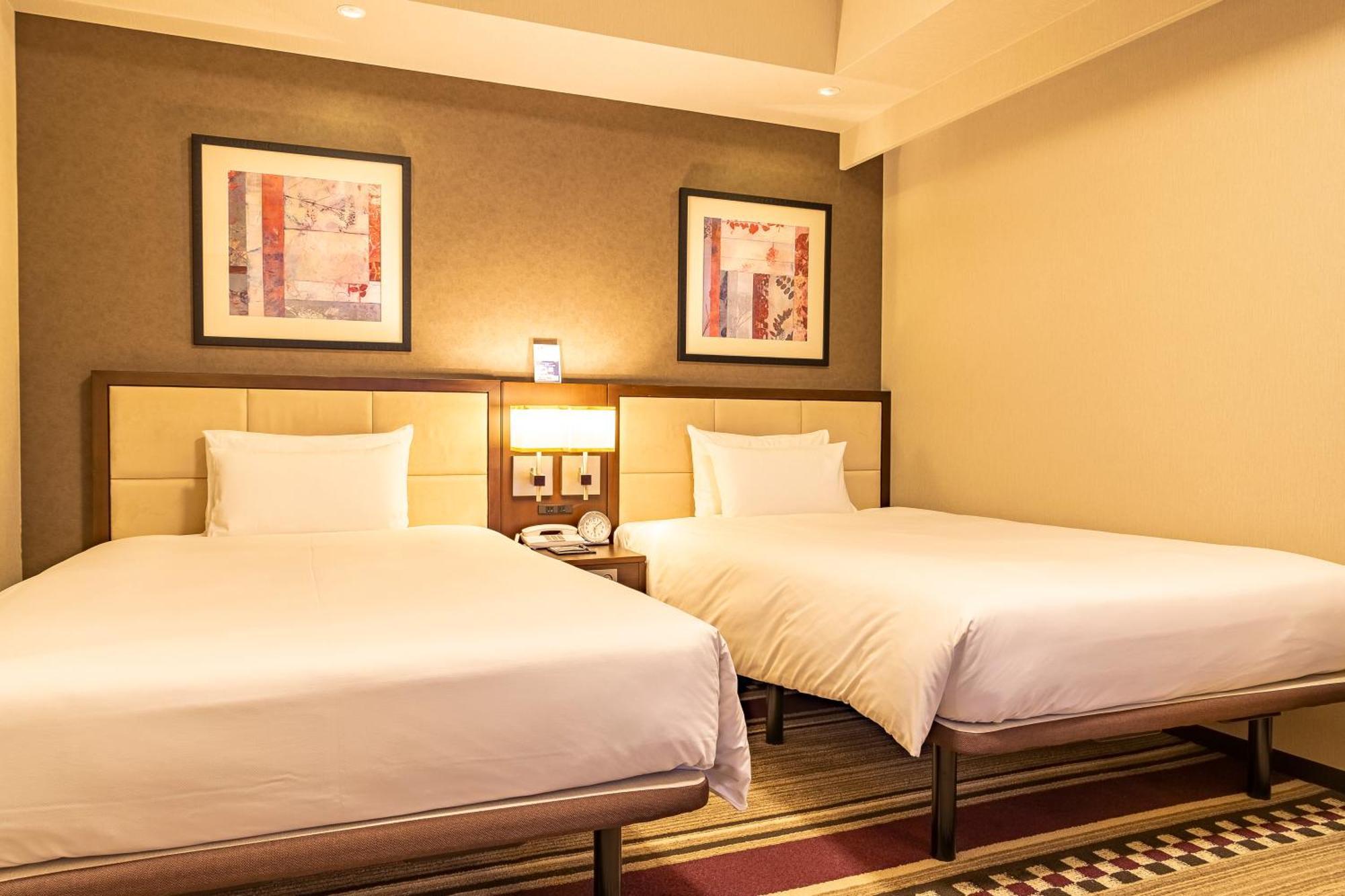 Hotel Sunroute Plaza Shinjuku 4*