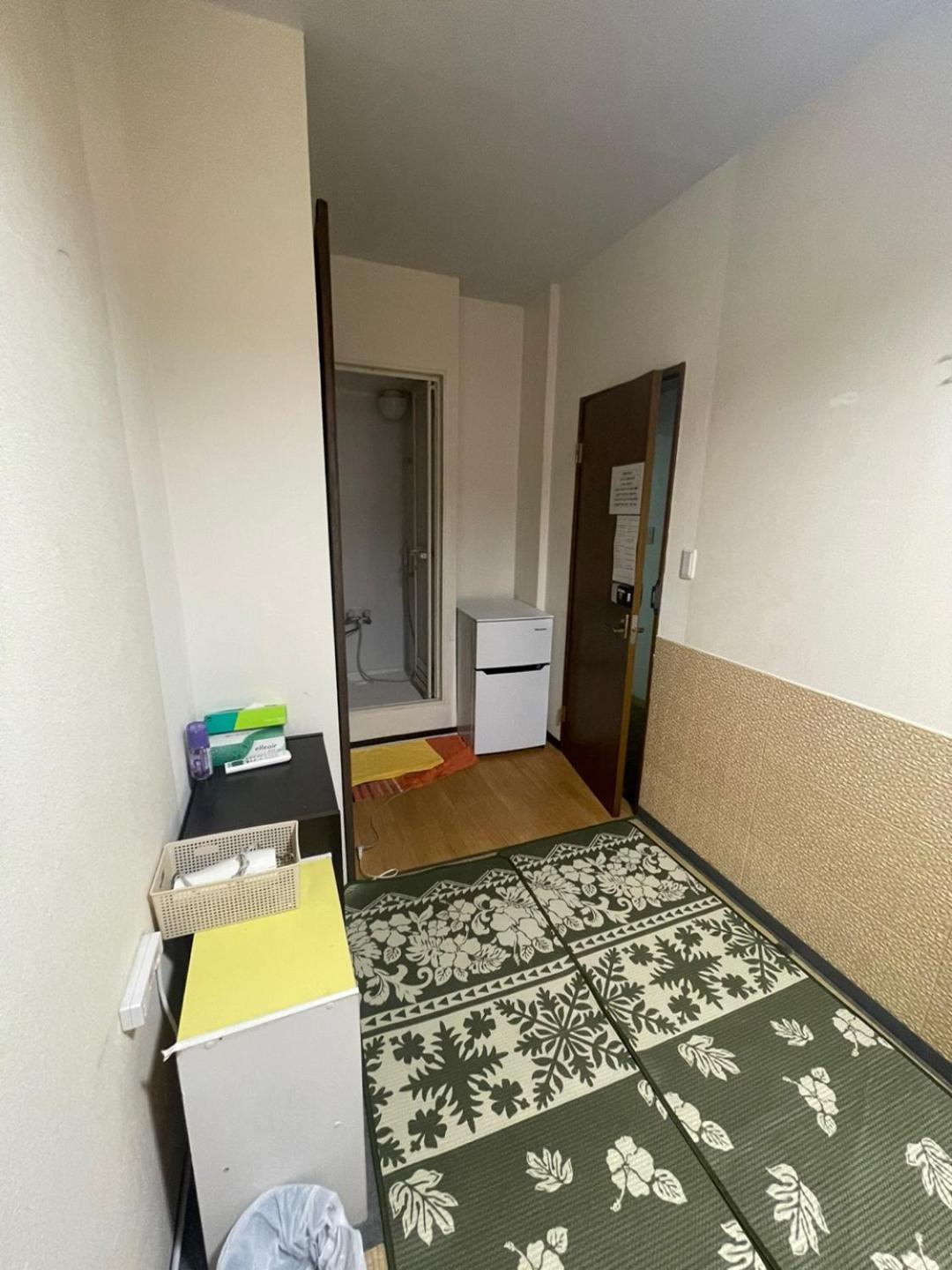 Shinjuku Sky Capsule hotel Tokyo