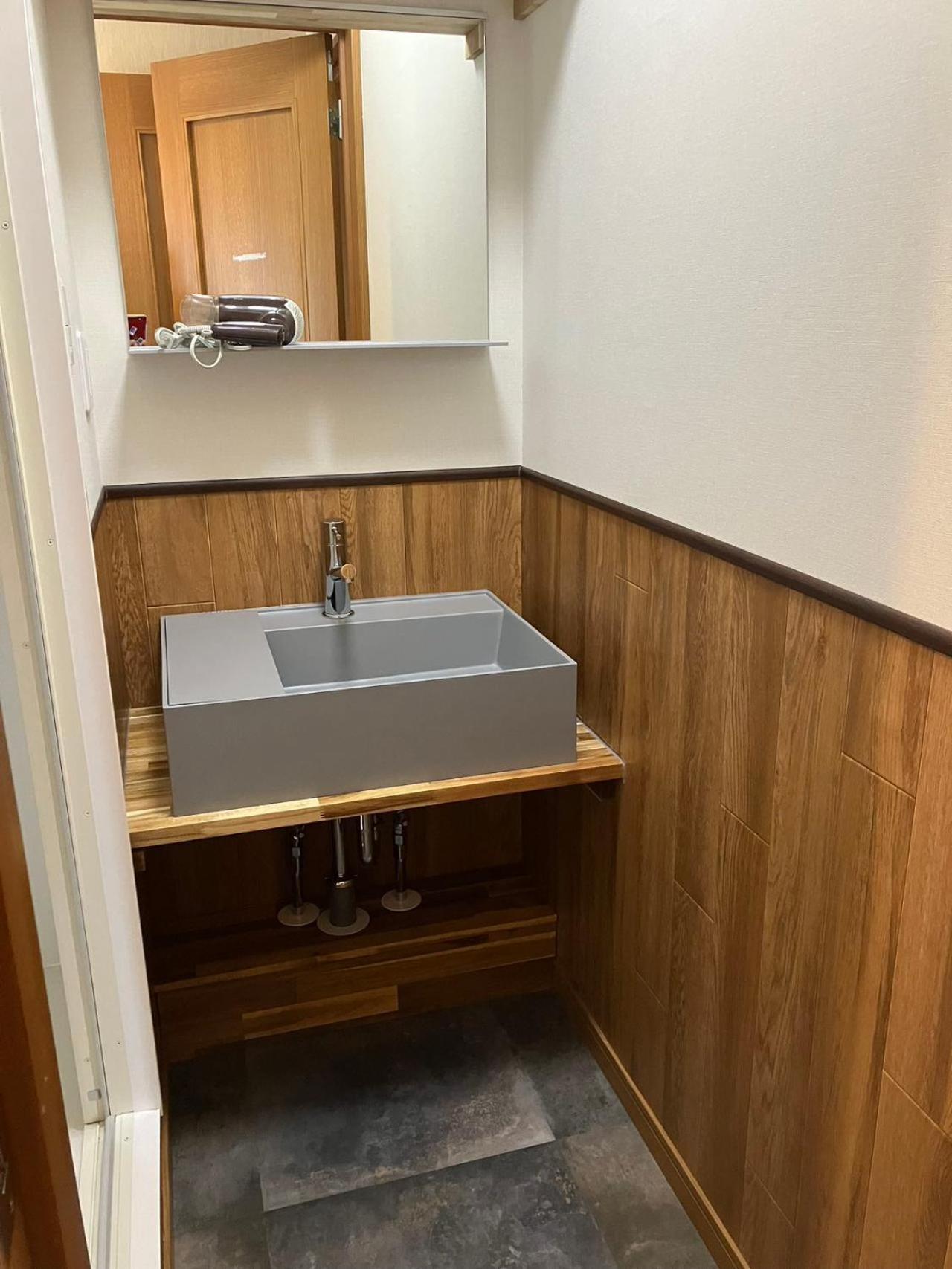 2s Jr Yamanote Komagome, 3 Storey 101sq 4br, Freepark Holiday home *