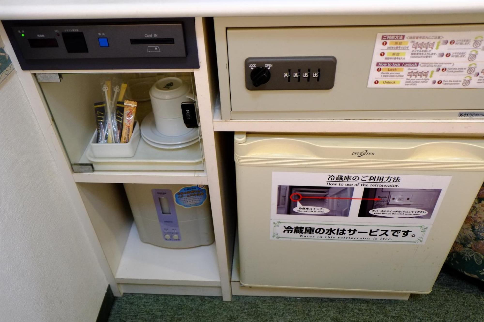 Hotel Check In Shimbashi 2*