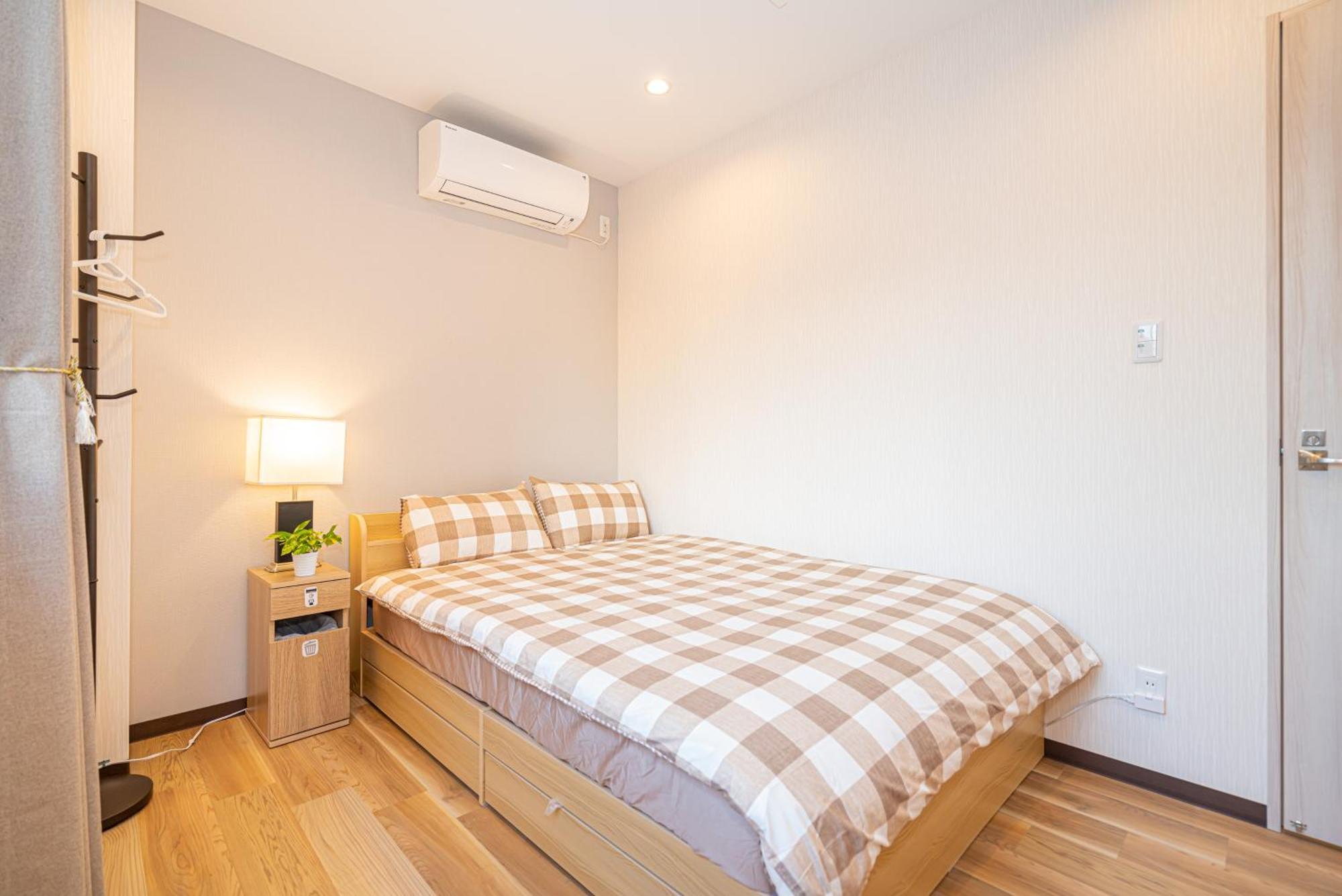Guest house Asakusa,ginza,ueno,skytree,stn&conv 1min ,family Suite,45 Mins To Airport,kiyoka 清禾 *